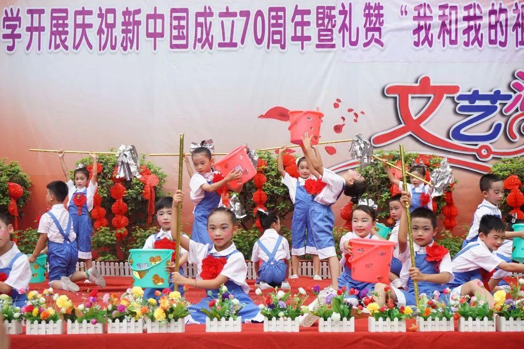 博物院丨夔纹扁足方鼎:很特别